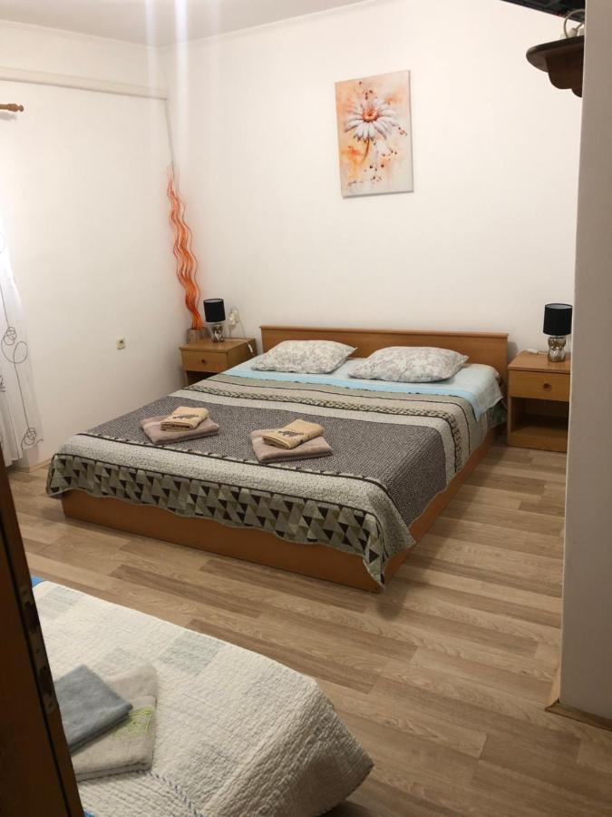קרס Apartmani Luiza מראה חיצוני תמונה