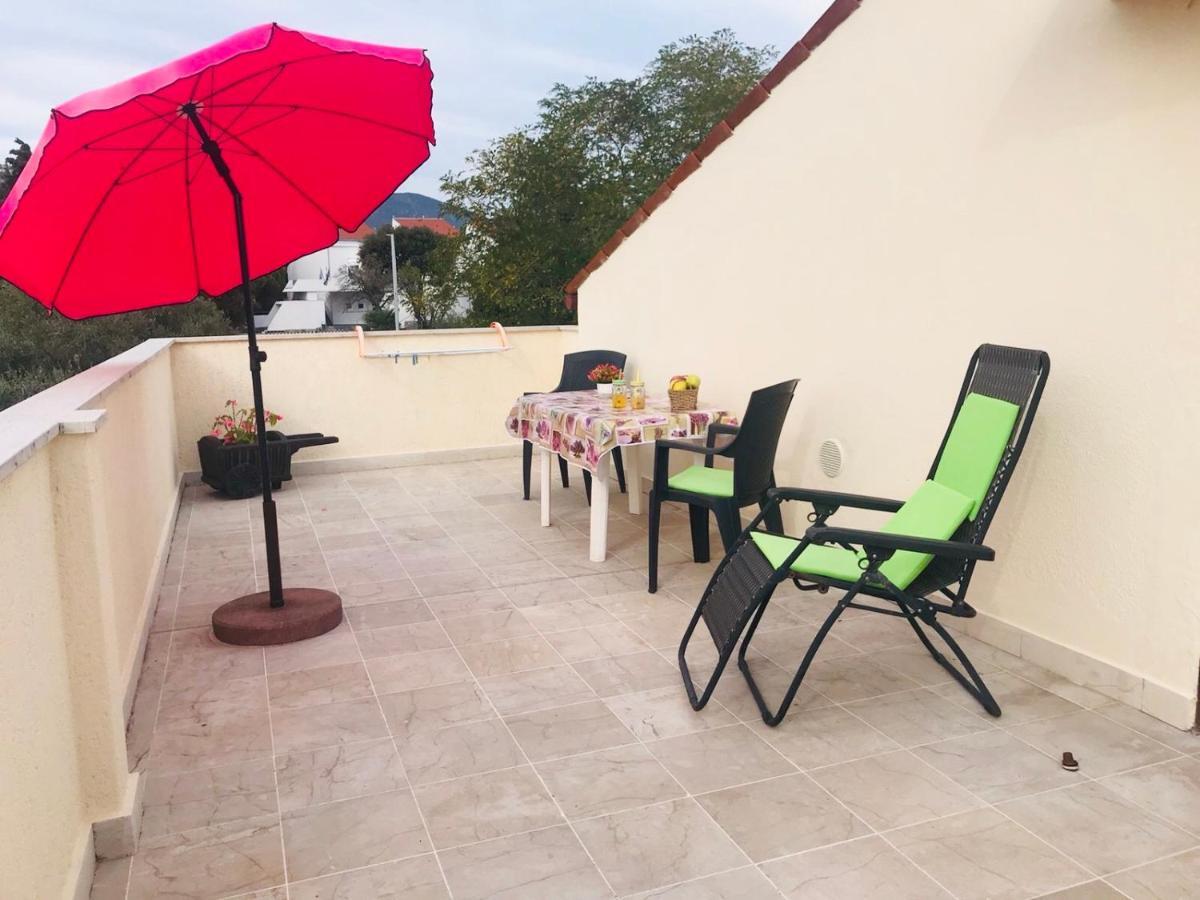 קרס Apartmani Luiza מראה חיצוני תמונה
